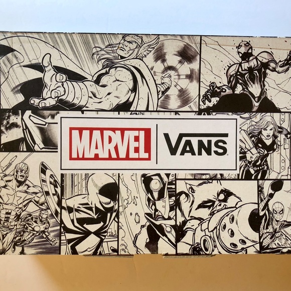 Vans Marvel Limited Edition Sk8 Hi Deadpool - Picture 7 of 7